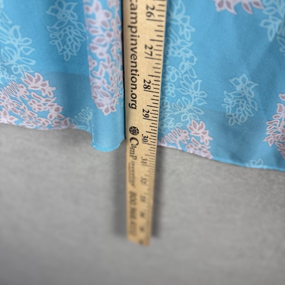 Belle By Kim Gravel Top Women 2X Light Blue Lightweight Sheer Embroidered Blouse - Picture 3 of 5